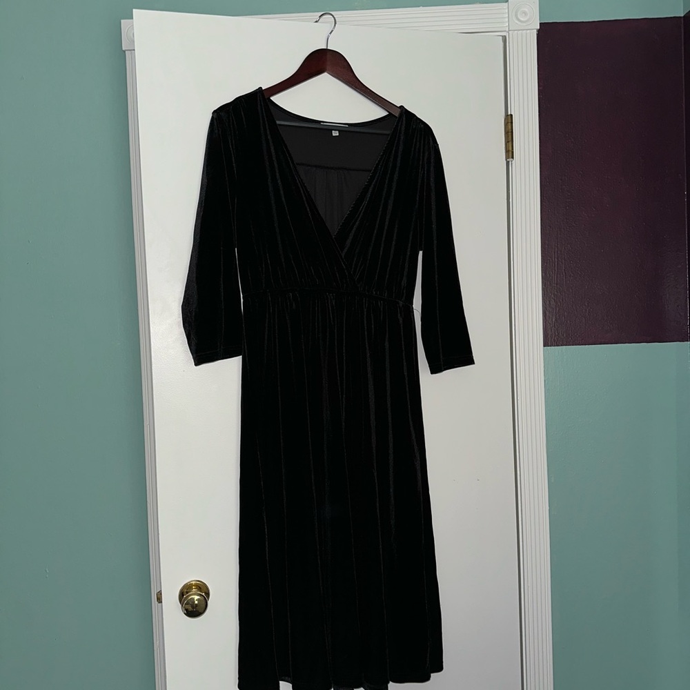 Chic Black Long Sleeve Dress